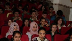 Nevşehir Anadolu Lisesi’nde Toplumsal Cinsiyet Eşitsizliği Semineri